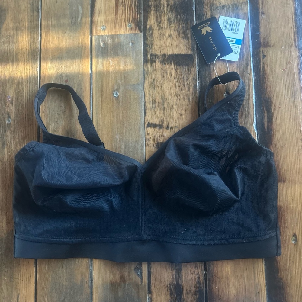 Wacoal Black Wireless Stretch Comfort Bra. 38DDD. NWT.
